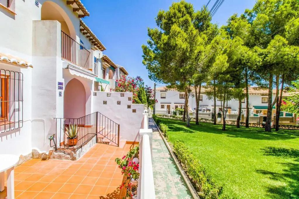 Apartament Casa Del Gato Rojo , Communal Swimming Pool , Terrace With Barbecue Torrevieja Exterior photo
